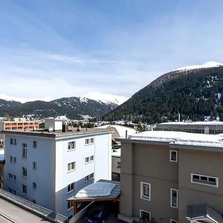 Ruetiboda Bis 17 Personen דירה *