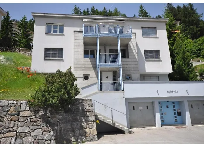 Apartament Ruetiboda Bis 17 Personen Davos